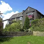 1St Floor Apartment Near Willingen